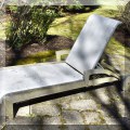 L02. Teak lounge chair. 